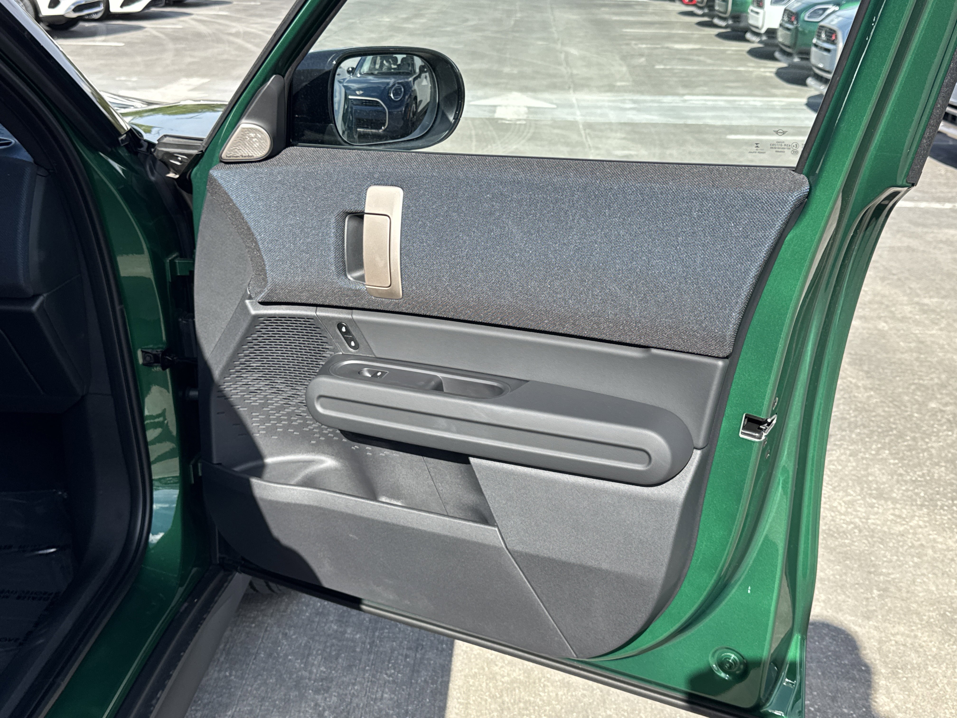 New 2025 MINI Cooper Countryman S w/ Comfort Package Max image 8