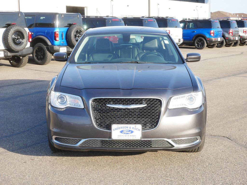 Used 2017 Chrysler 300 Limited AWD/4WD image 2