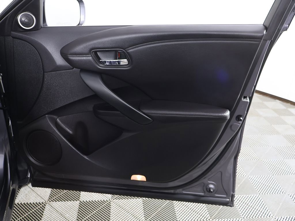 Used 2017 Acura RDX AWD image 23