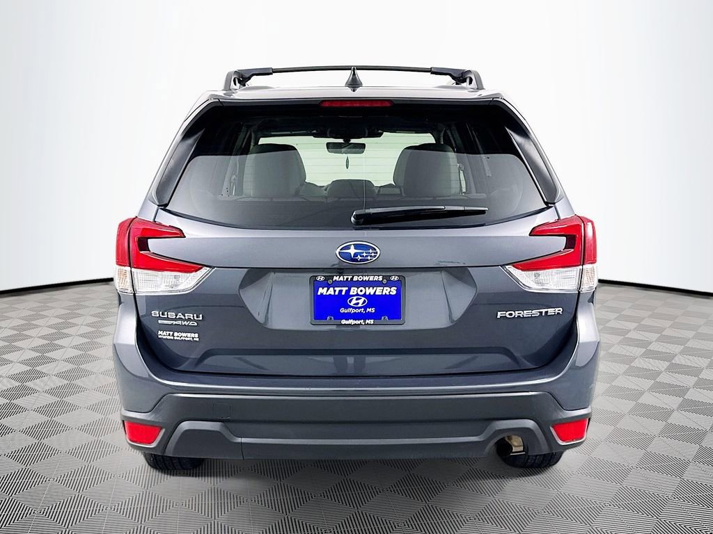 Used 2024 Subaru Forester Premium image 6