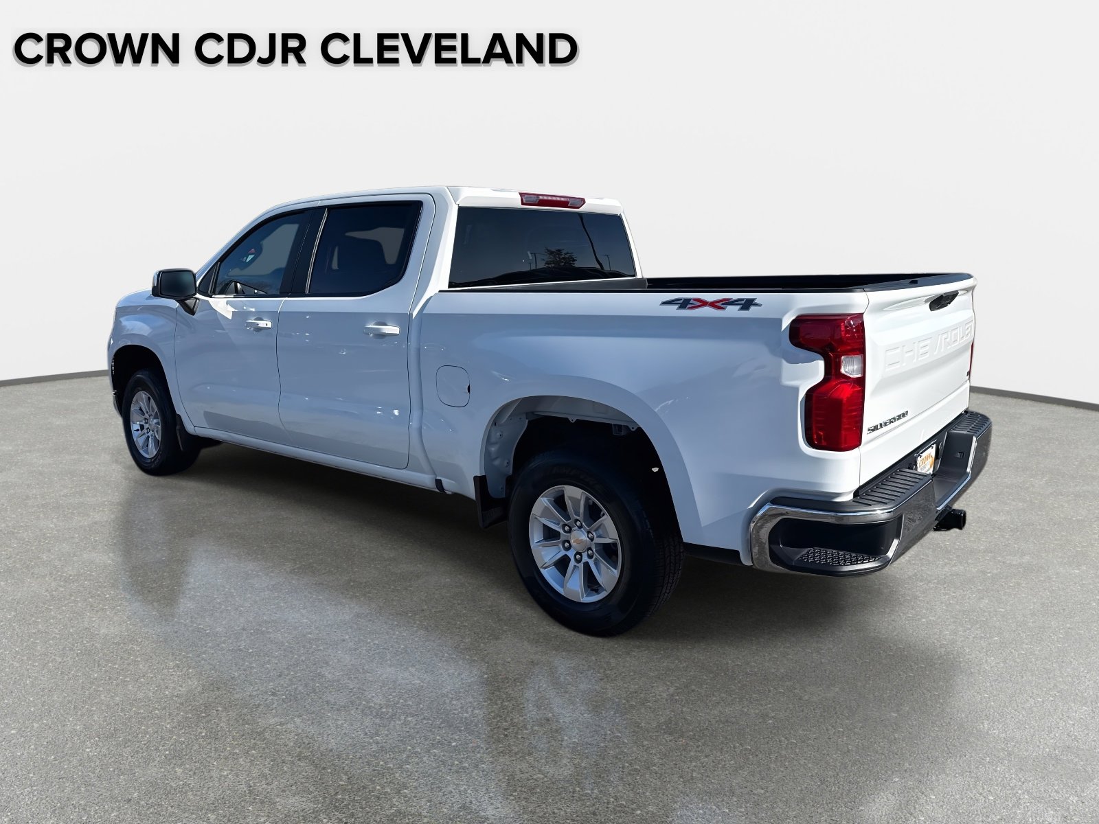 Used 2025 Chevrolet Silverado 1500 LT image 7