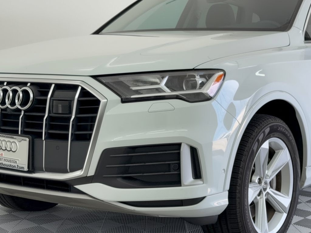 Used 2023 Audi Q7 2.0T Premium w/ Convenience Package AWD/4WD image 12