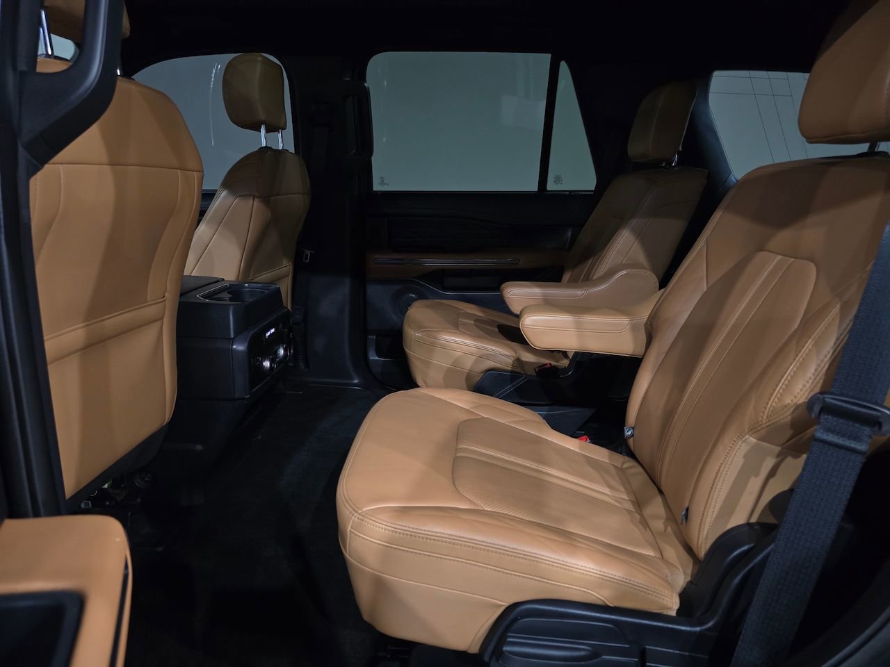 Used 2022 Ford Expedition Platinum image 38