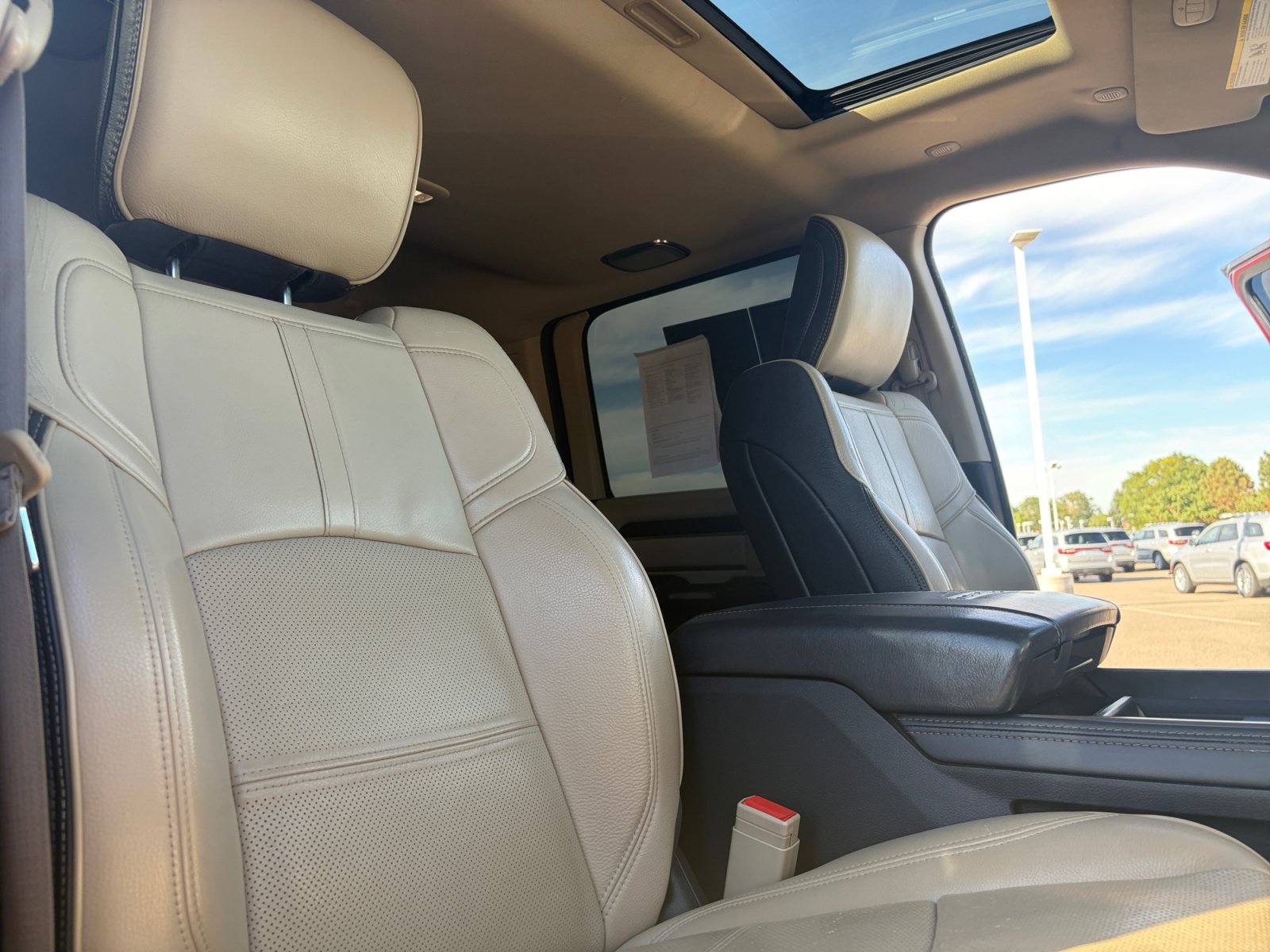 Used 2019 RAM 3500 Limited w/ Max Tow Package AWD/4WD image 29
