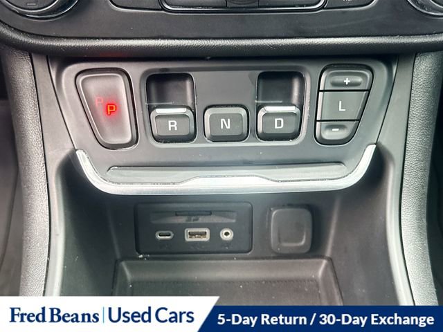 Used 2018 GMC Terrain SLE w/ Driver Convenience Package AWD/4WD image 18