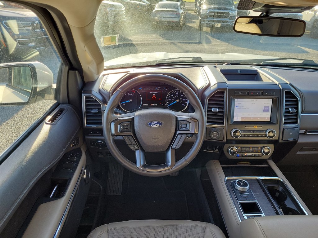 Used 2021 Ford Expedition Limited RWD image 13