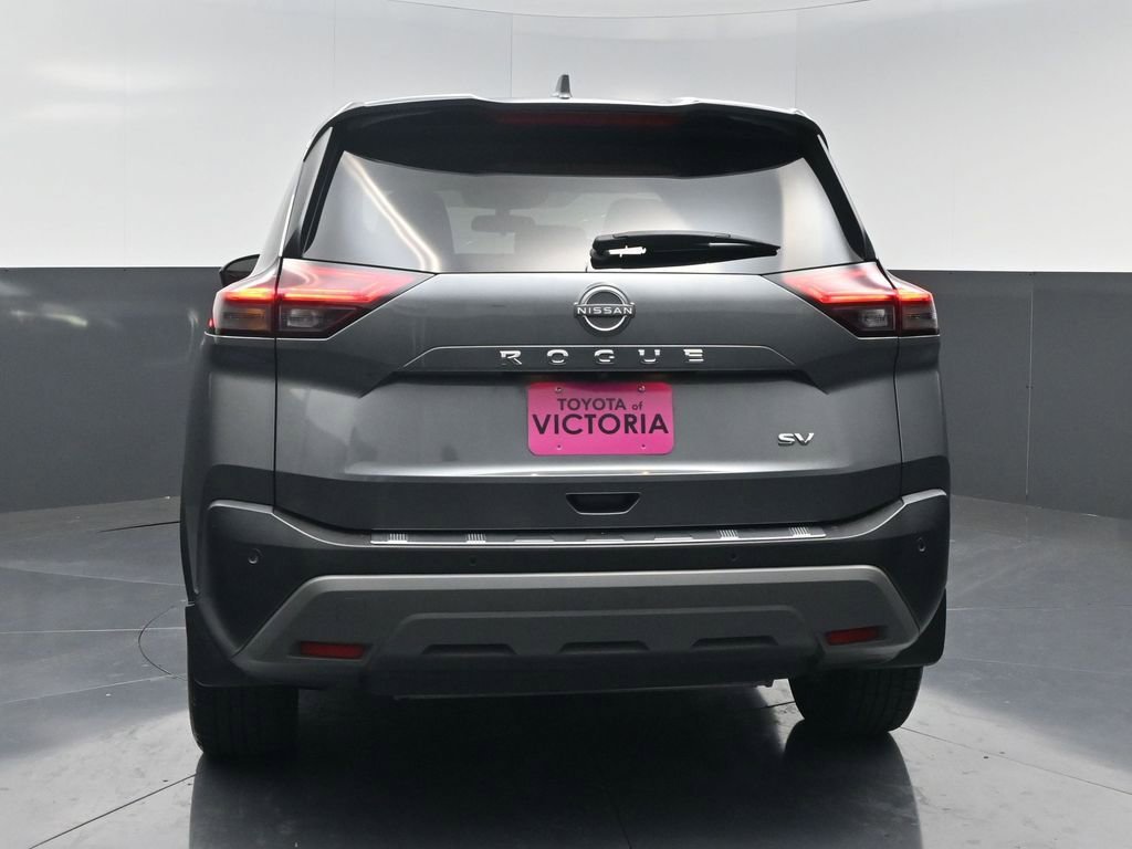 Used 2023 Nissan Rogue SV image 17