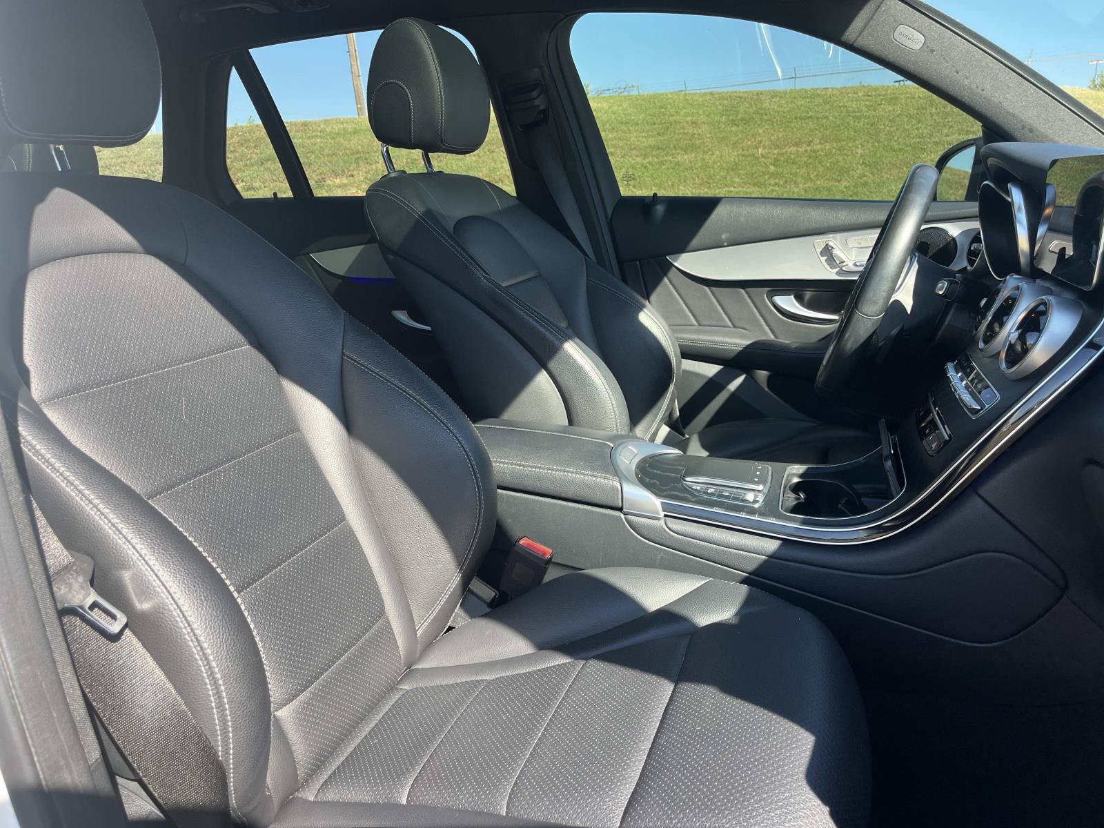 Certified 2022 Mercedes-Benz GLC 300 4MATIC image 22