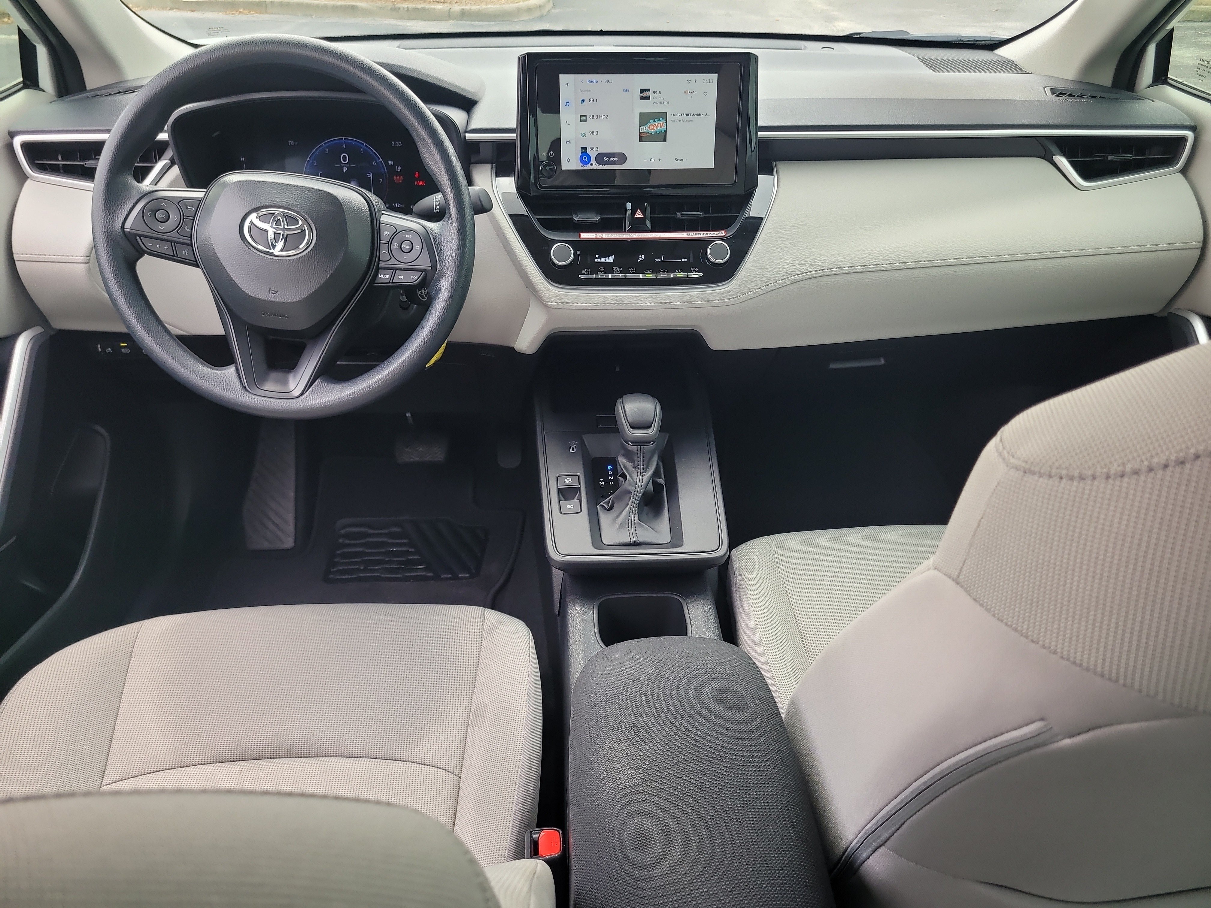 Used 2026 Toyota Corolla Cross L FWD image 14