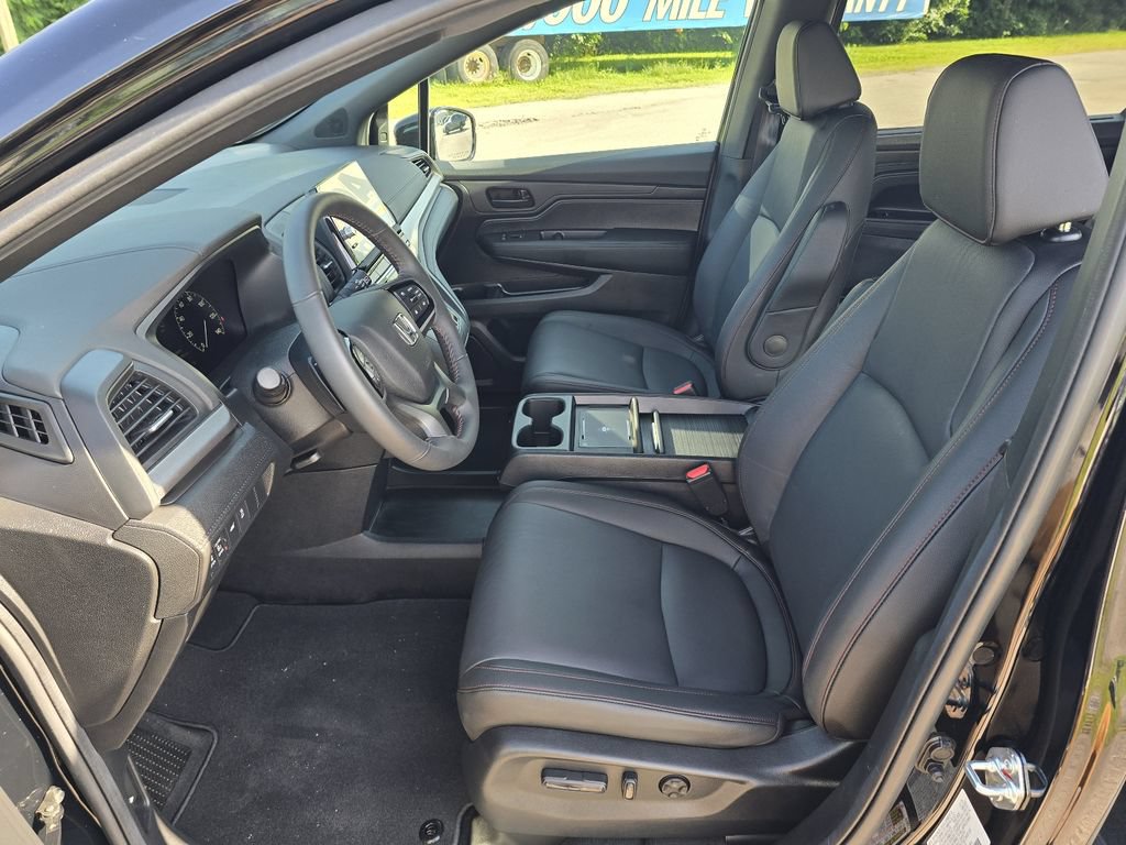 Certified 2025 Honda Odyssey Sport-L image 14