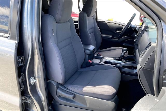 Used 2022 Nissan Frontier S RWD image 6