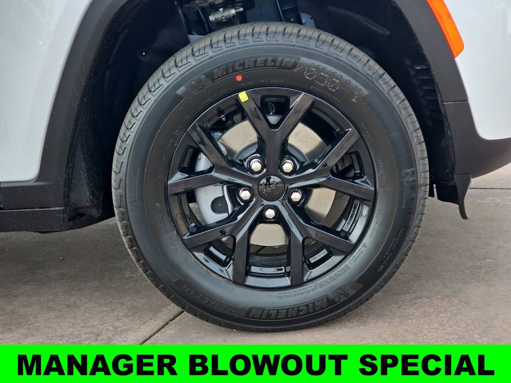 New 2026 Jeep Grand Cherokee Altitude AWD/4WD image 40