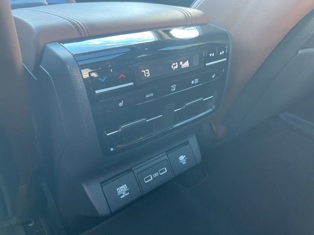 Used 2022 Acura MDX SH-AWD w/ Advance Package image 33