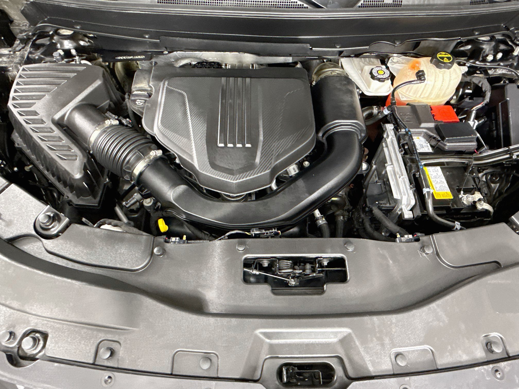 Used 2024 Chevrolet Traverse LS FWD image 33