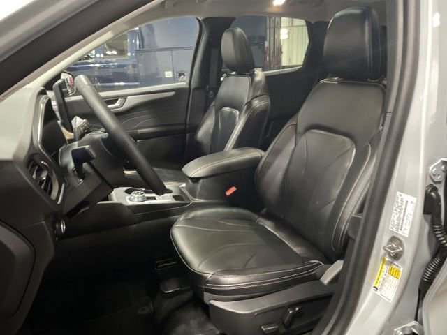 New 2025 Ford Escape SE w/ PHEV Premium Package image 17