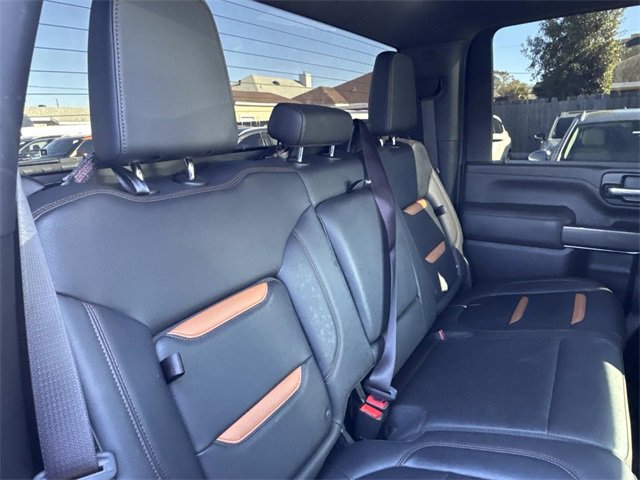 Used 2023 GMC Sierra 2500 AT4 image 12