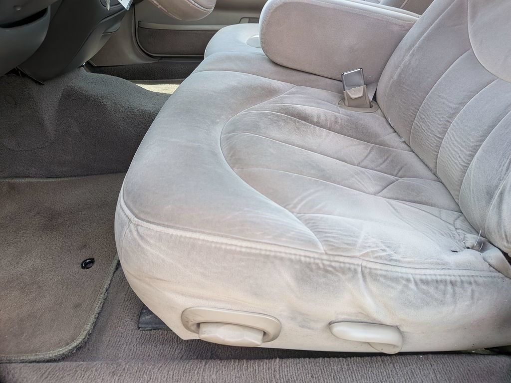 Used 1999 Ford Crown Victoria RWD image 18