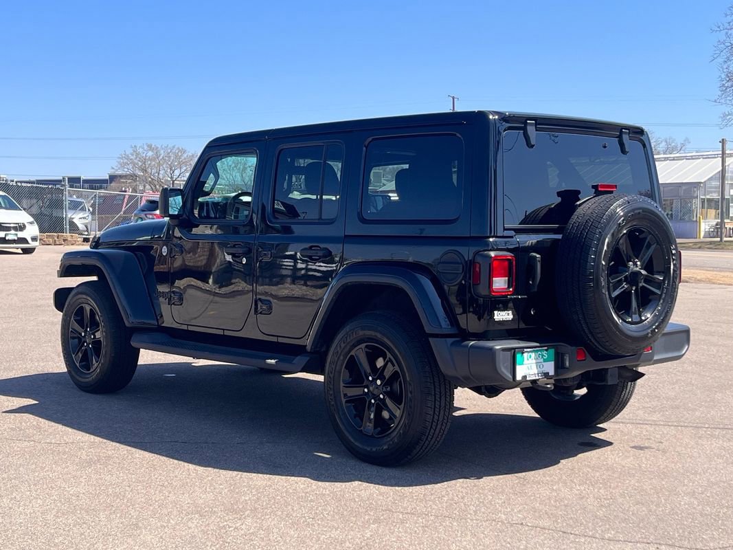 Used 2020 Jeep Wrangler Unlimited Sahara AWD/4WD image 6
