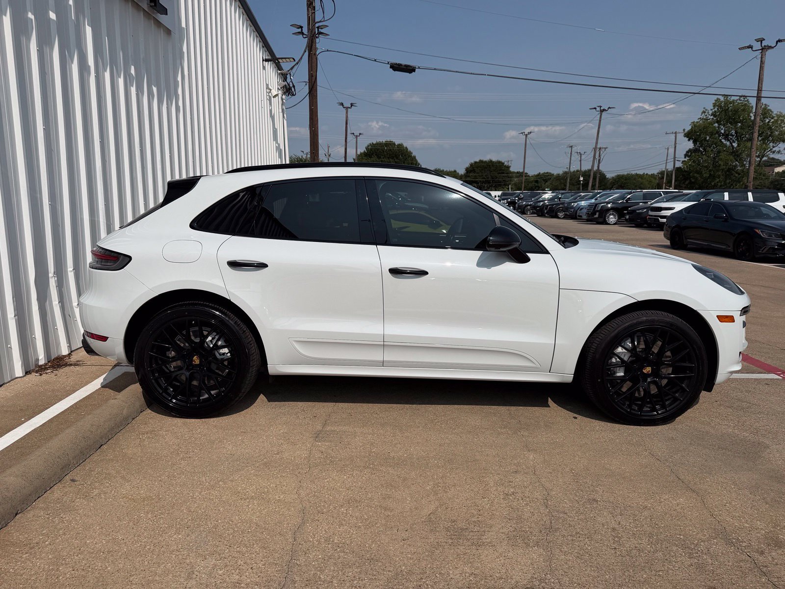 Used 2021 Porsche Macan Turbo AWD/4WD image 7