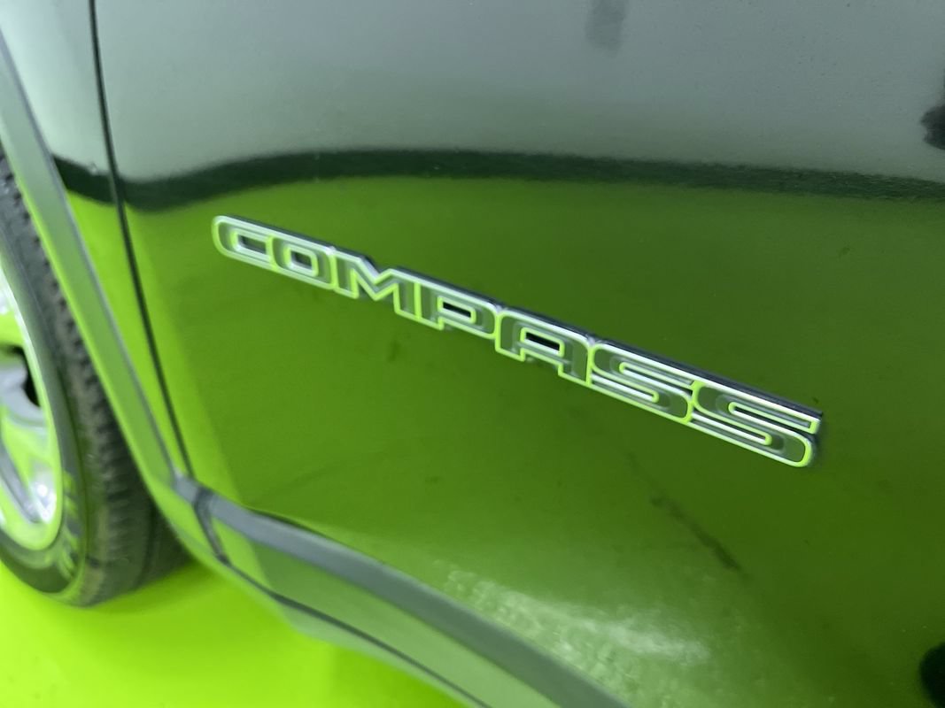 Used 2018 Jeep Compass Limited w/ Safe & Security Group AWD/4WD image 14