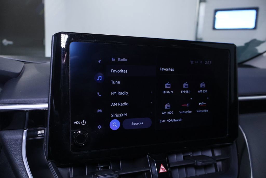 Used 2023 Toyota Corolla LE image 24