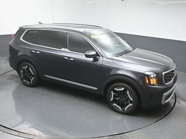 Used 2025 Kia Telluride S FWD image 42
