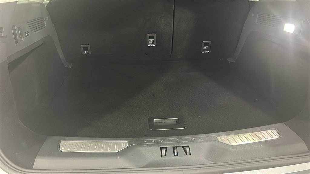 Used 2025 Lincoln Nautilus Premier w/ Equipment Group 102A image 27