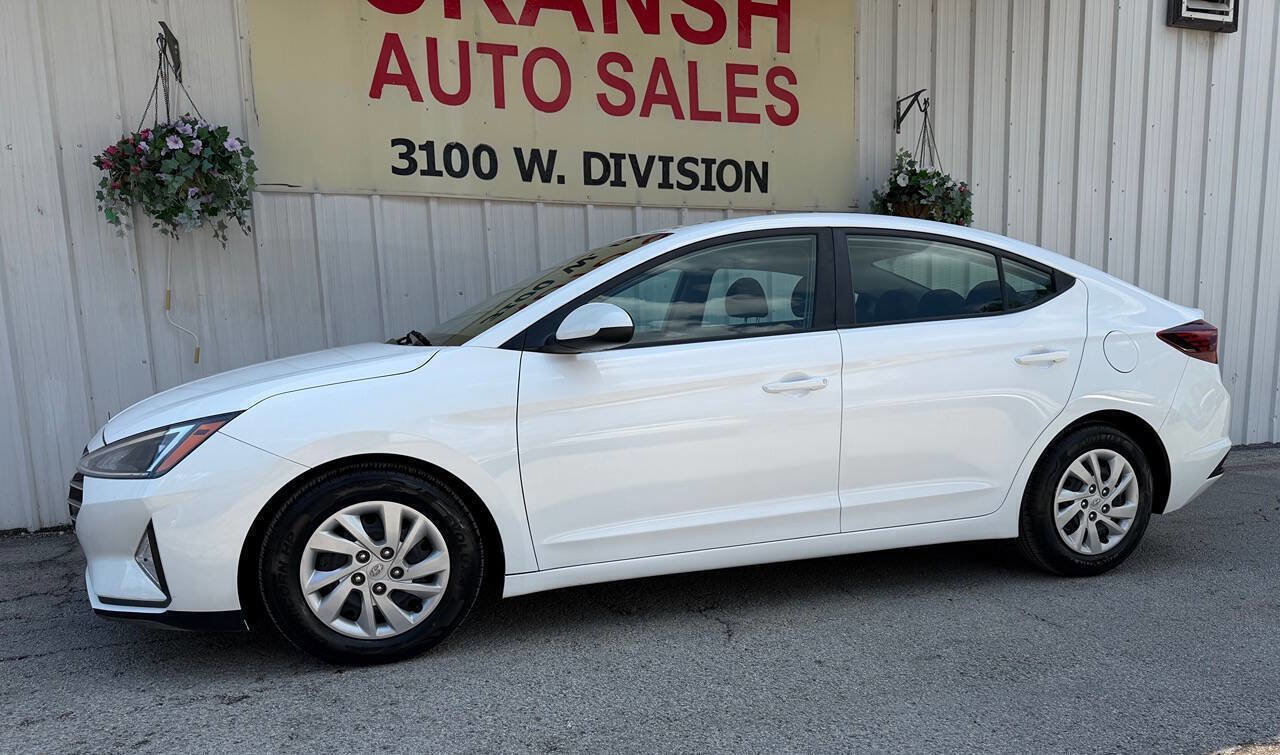 Used 2019 Hyundai Elantra SE w/ Cargo Package FWD image 8