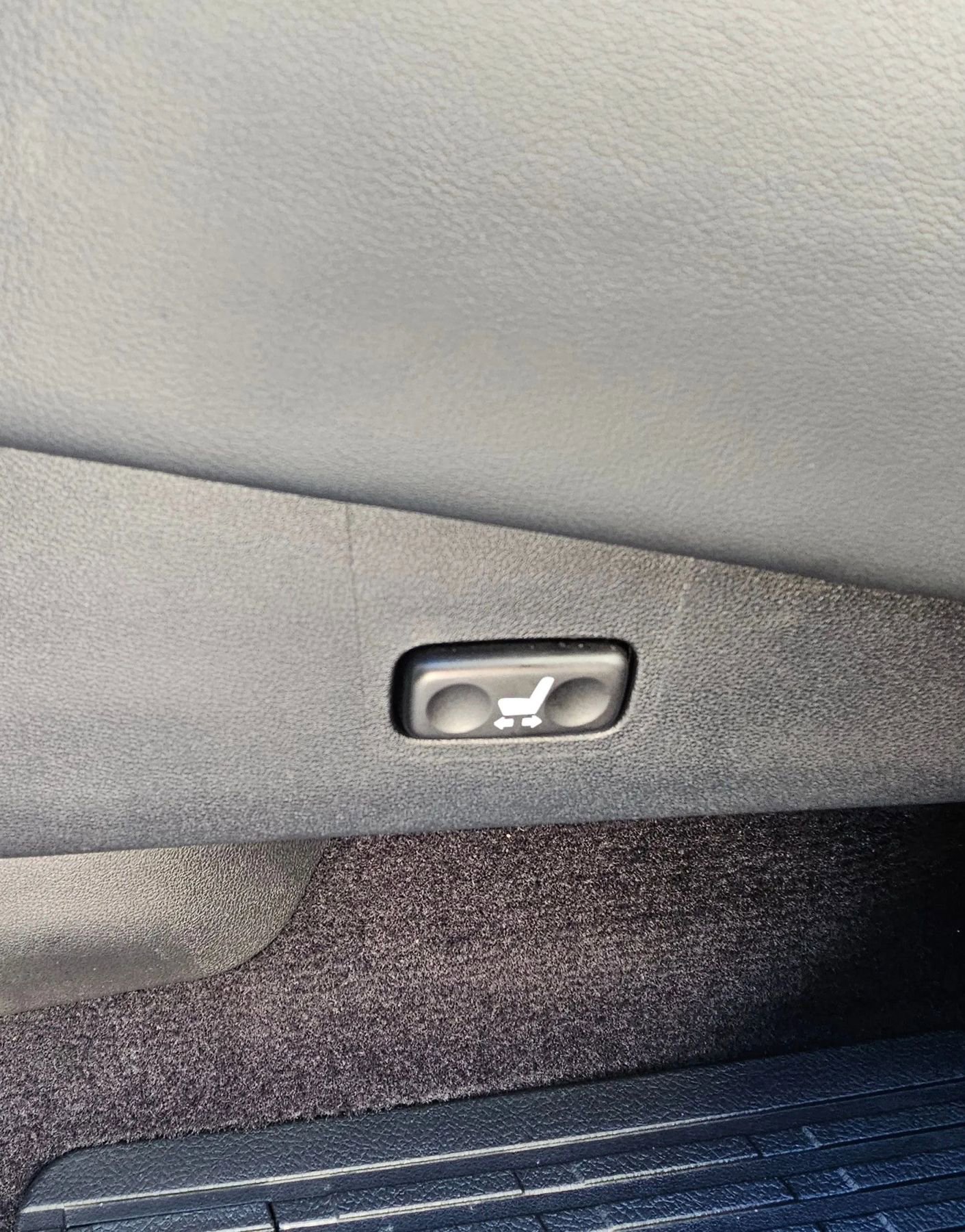 Used 2014 Lexus LX 570 4WD image 15