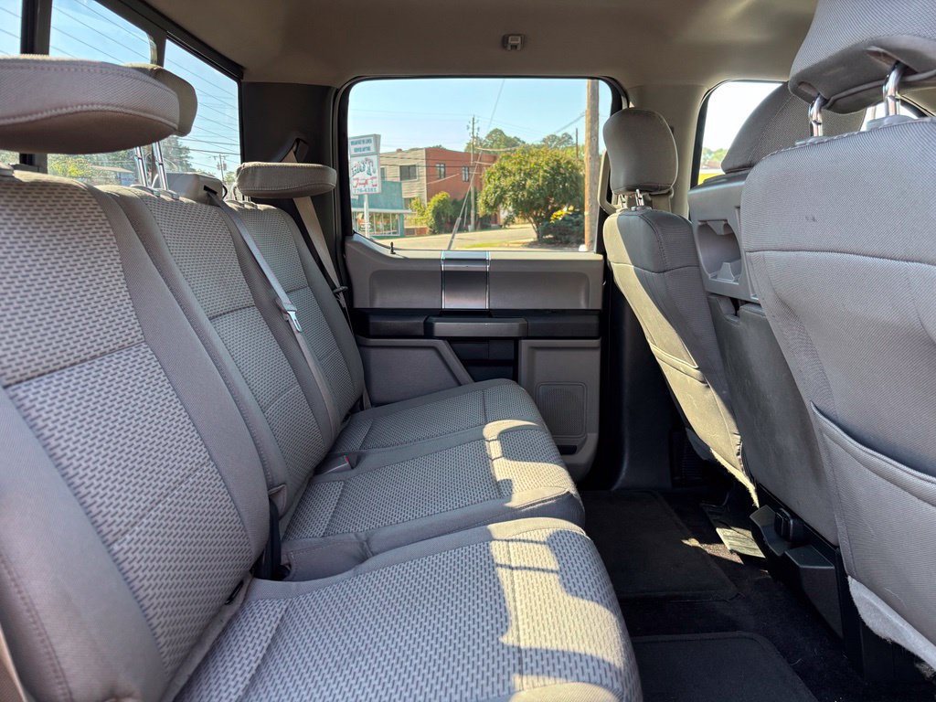 Used 2015 Ford F150 XLT w/ Equipment Group 302A Luxury AWD/4WD image 28