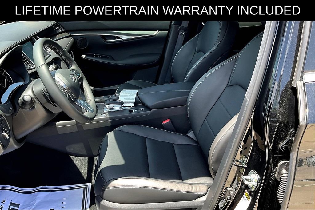 Certified 2025 INFINITI QX50 Luxe image 16