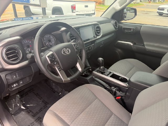 Used 2021 Toyota Tacoma 2WD Double Cab image 25