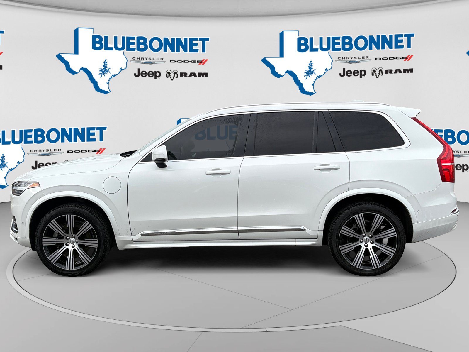 Used 2024 Volvo XC90 T8 Ultimate w/ Lounge Package AWD/4WD image 8