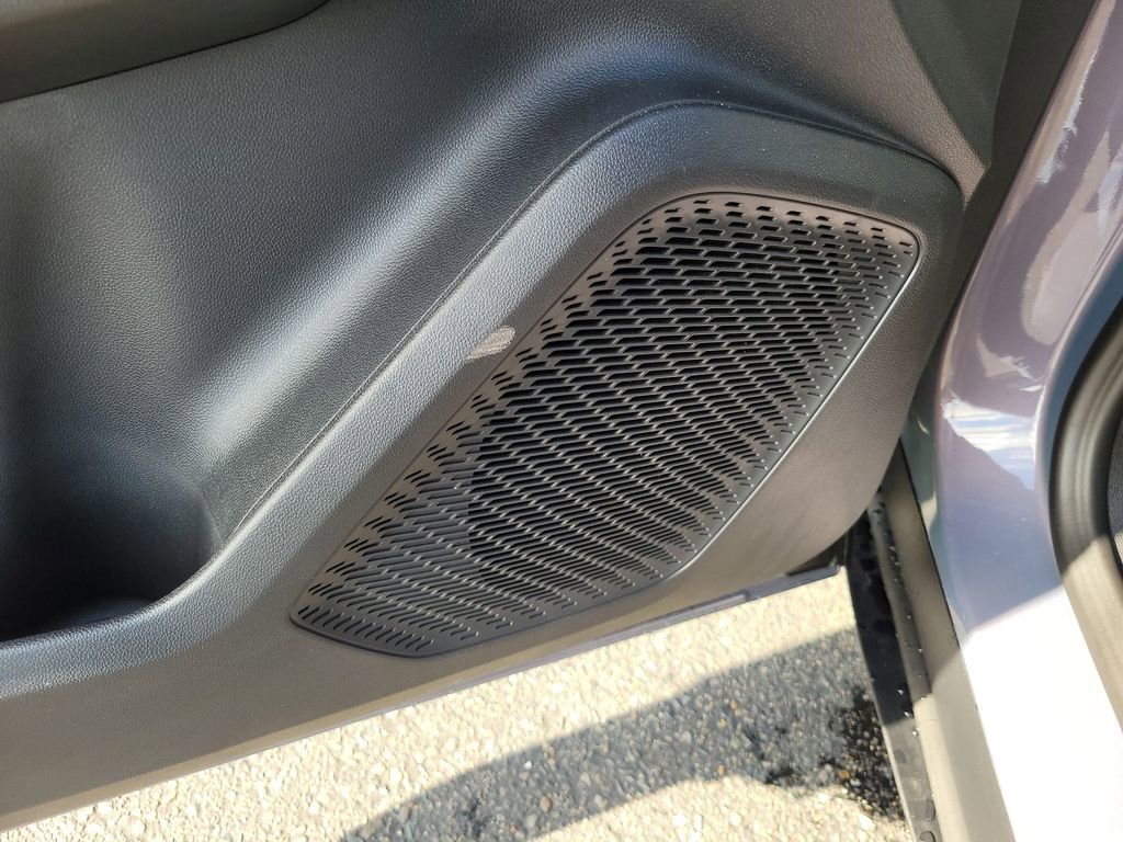 New 2026 Chevrolet Equinox EV LT image 23