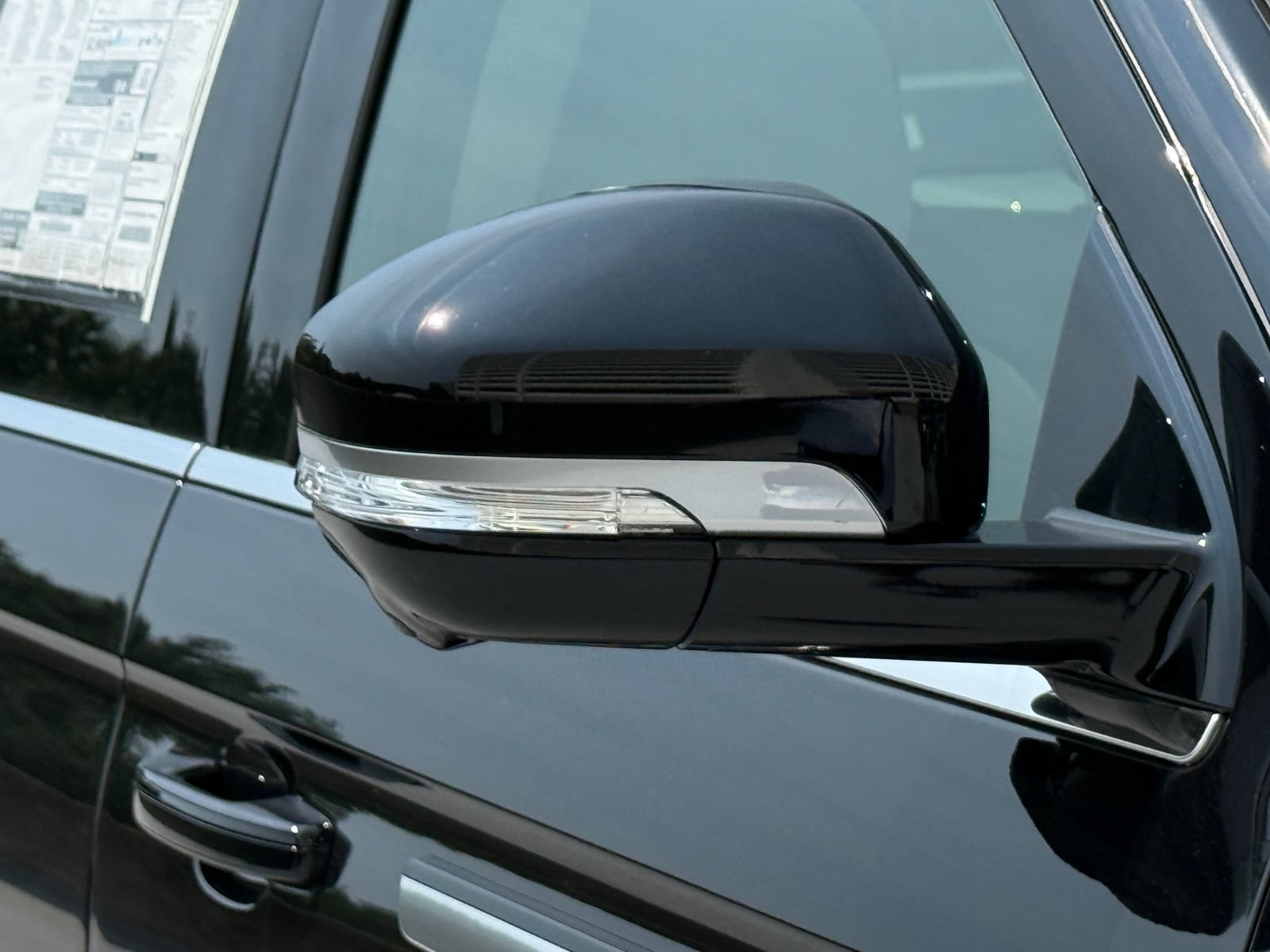 New 2026 Lincoln Navigator L Reserve AWD/4WD image 8