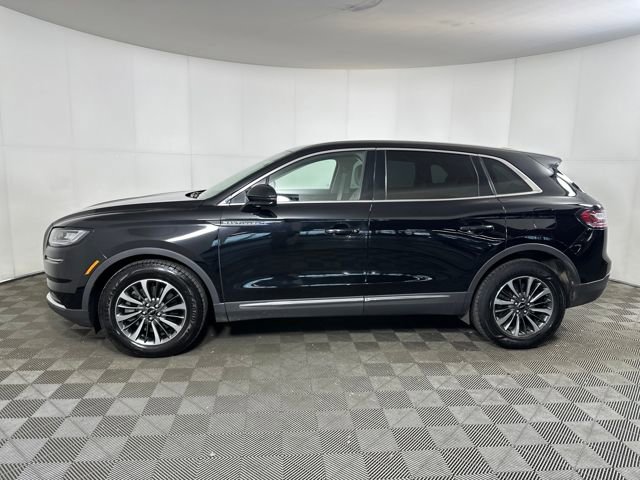 Used 2023 Lincoln Nautilus Reserve w/ Class II Trailer Tow Package image 6