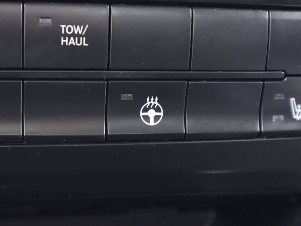 Used 2018 RAM 1500 Outdoorsman image 25