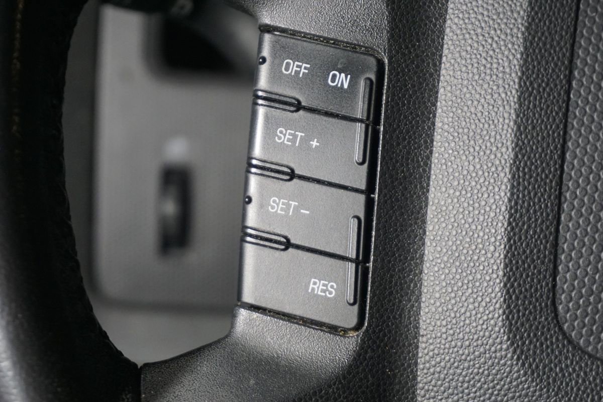 Used 2011 Ford Escape XLT w/ 202A Rapid Spec Order Code AWD/4WD image 12
