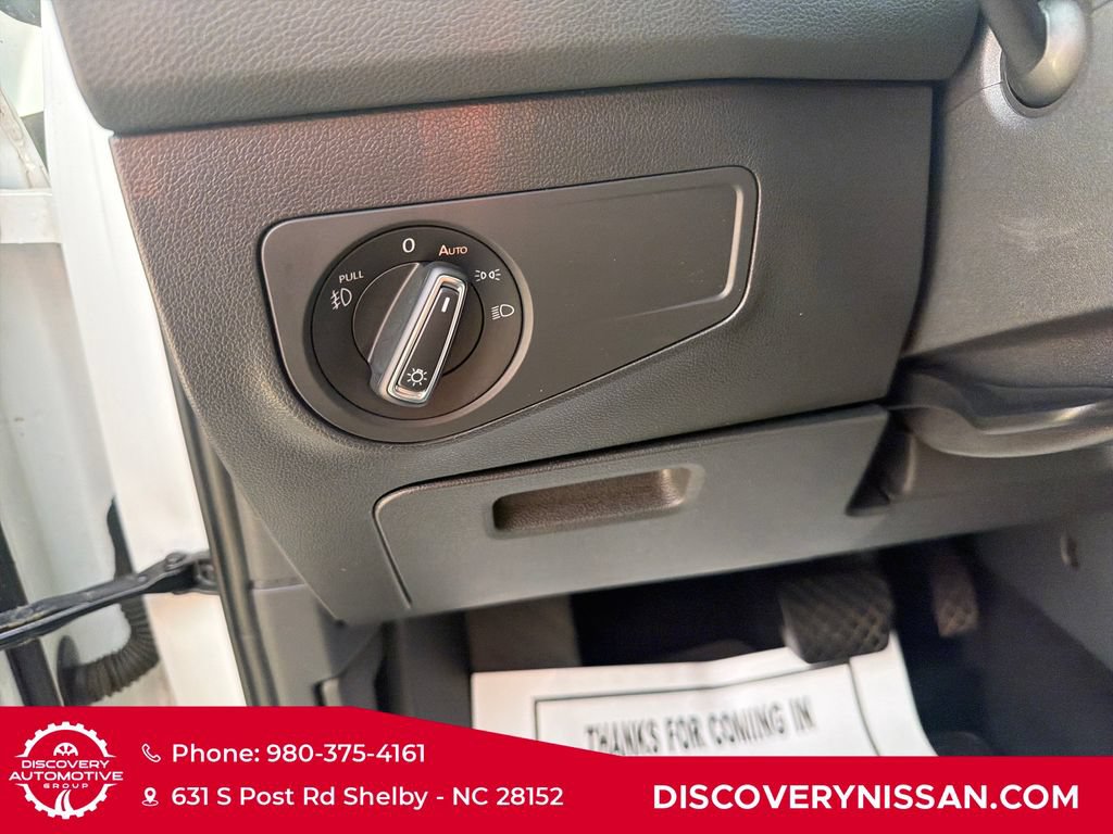 Used 2021 Volkswagen Tiguan SEL AWD/4WD image 16