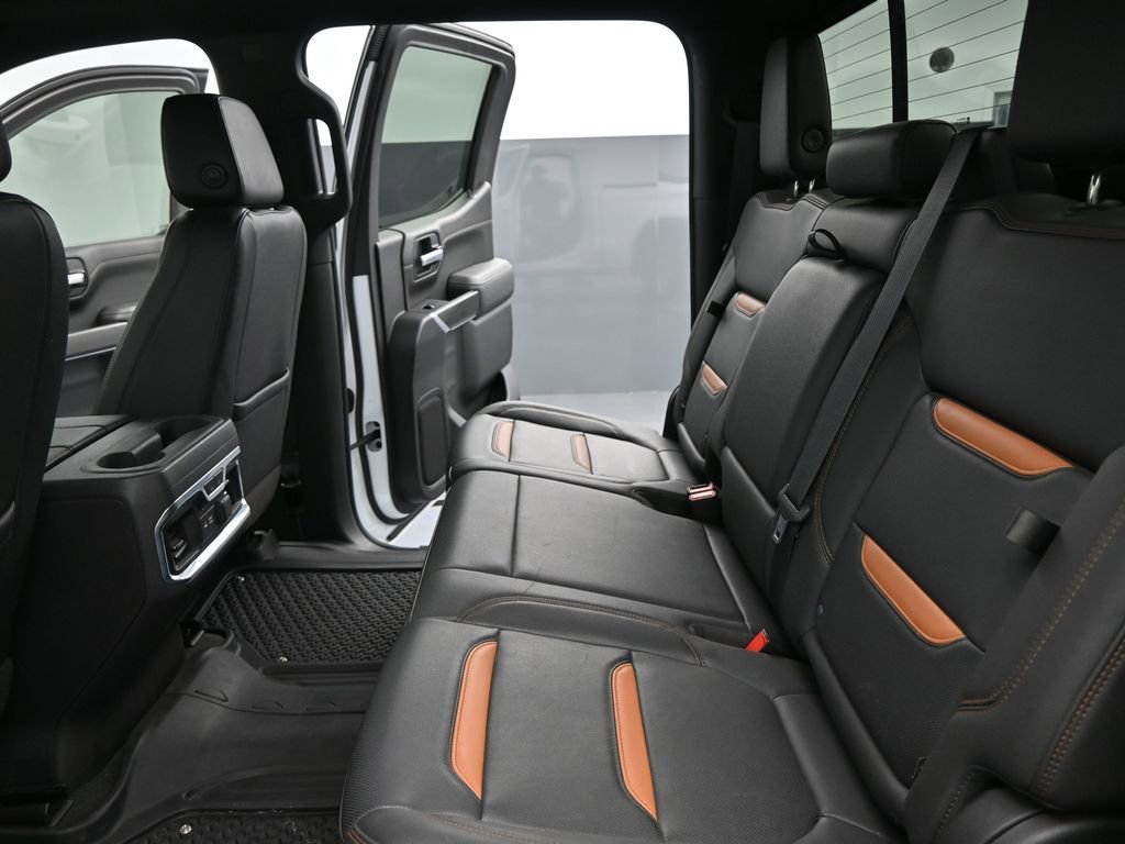 Used 2021 GMC Sierra 1500 AT4 w/ AT4 Premium Package AWD/4WD image 16