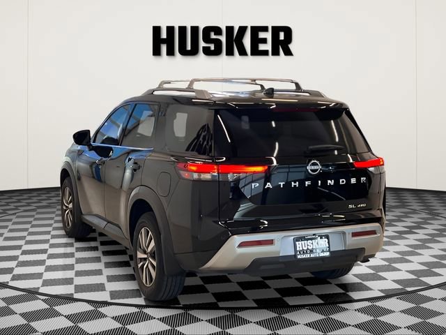 Used 2024 Nissan Pathfinder SL AWD/4WD image 5