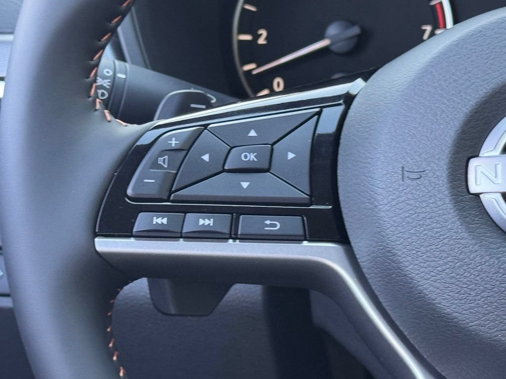New 2026 Nissan Altima 2.5 SR FWD image 15