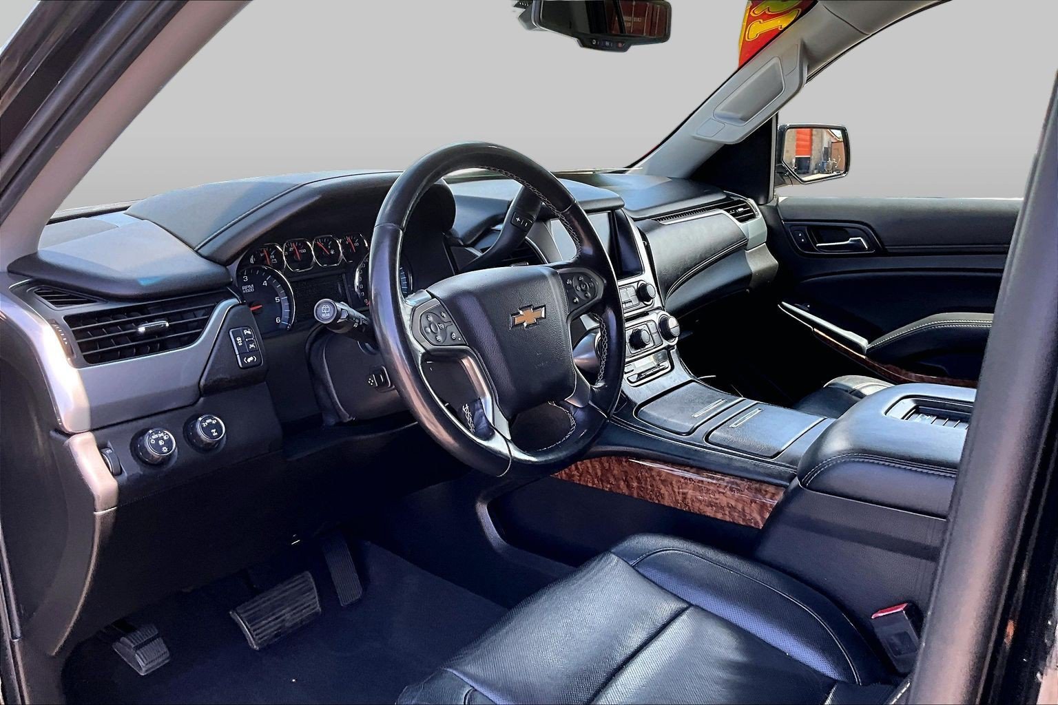 Used 2019 Chevrolet Tahoe Premier AWD/4WD image 12