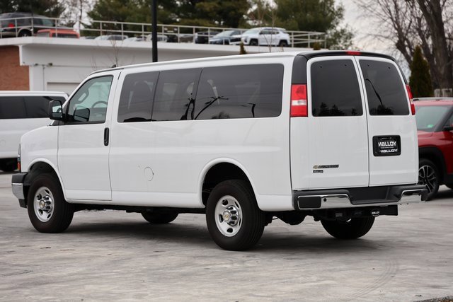 New 2024 Chevrolet Express 2500 image 3