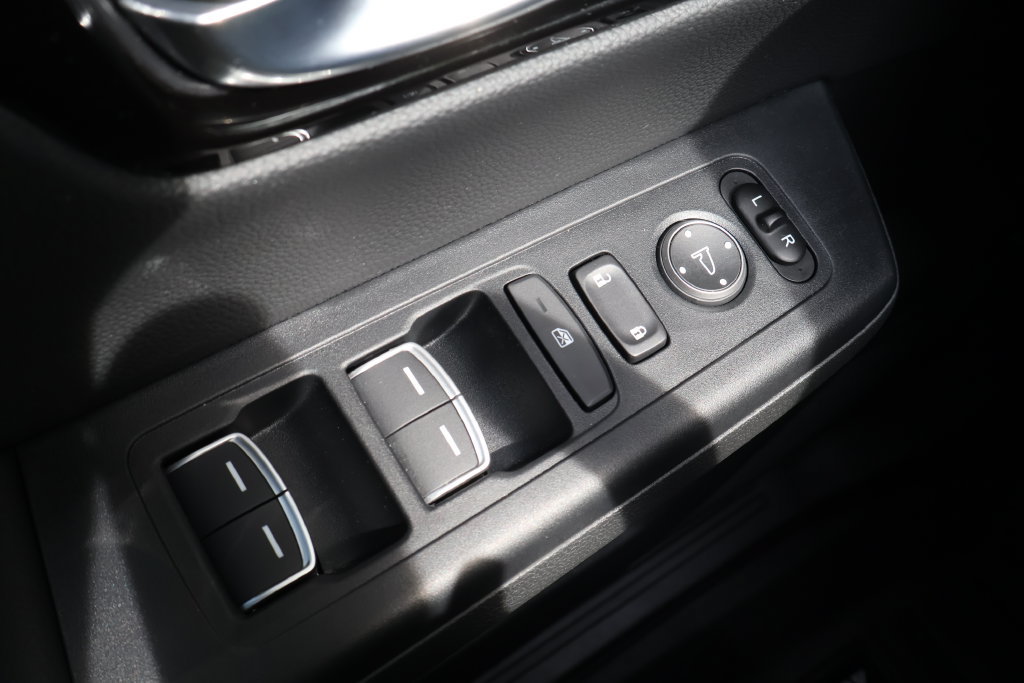 Used 2026 Honda CR-V Sport Touring image 33