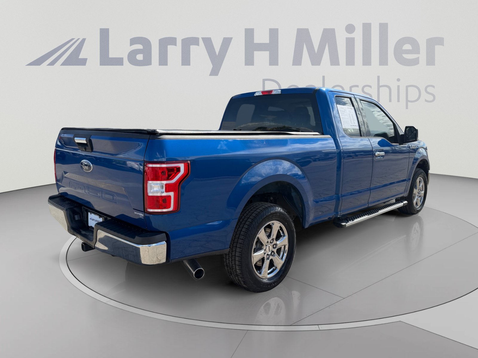 Used 2018 Ford F150 XLT w/ Equipment Group 301A Mid RWD image 5