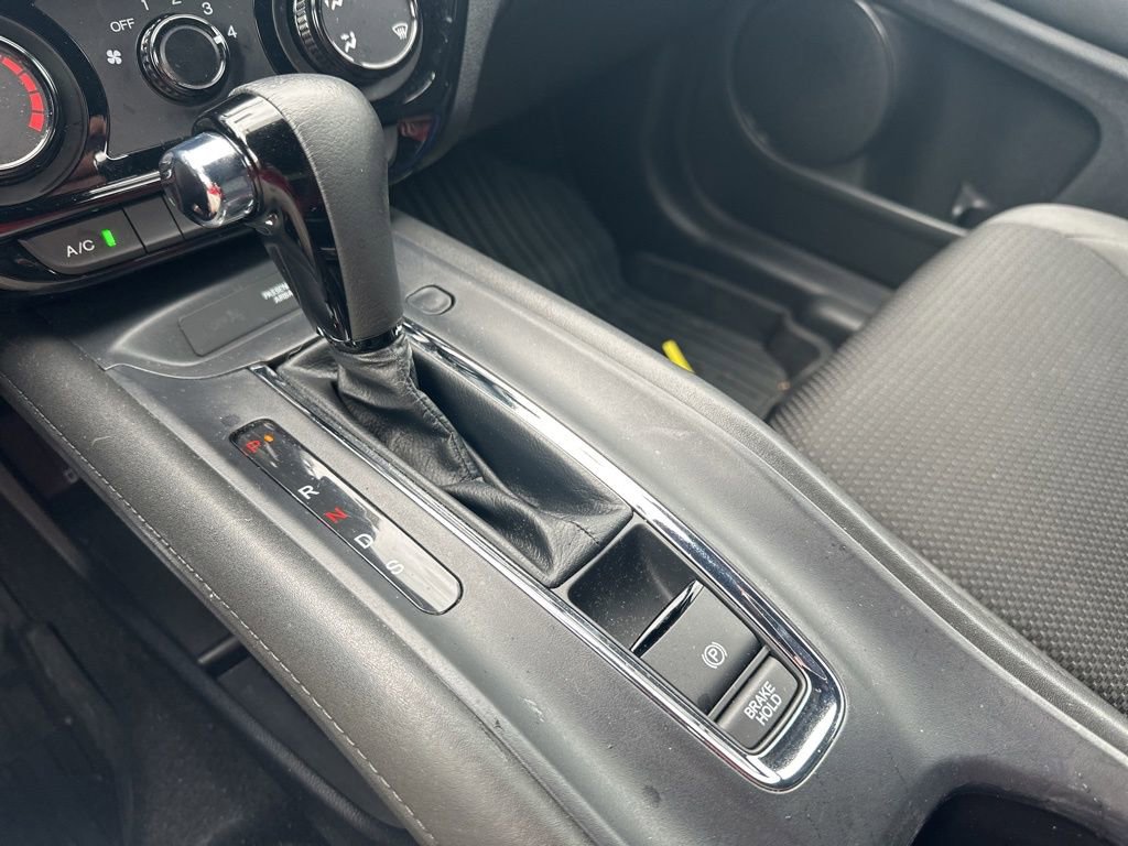 Used 2021 Honda HR-V Sport image 25
