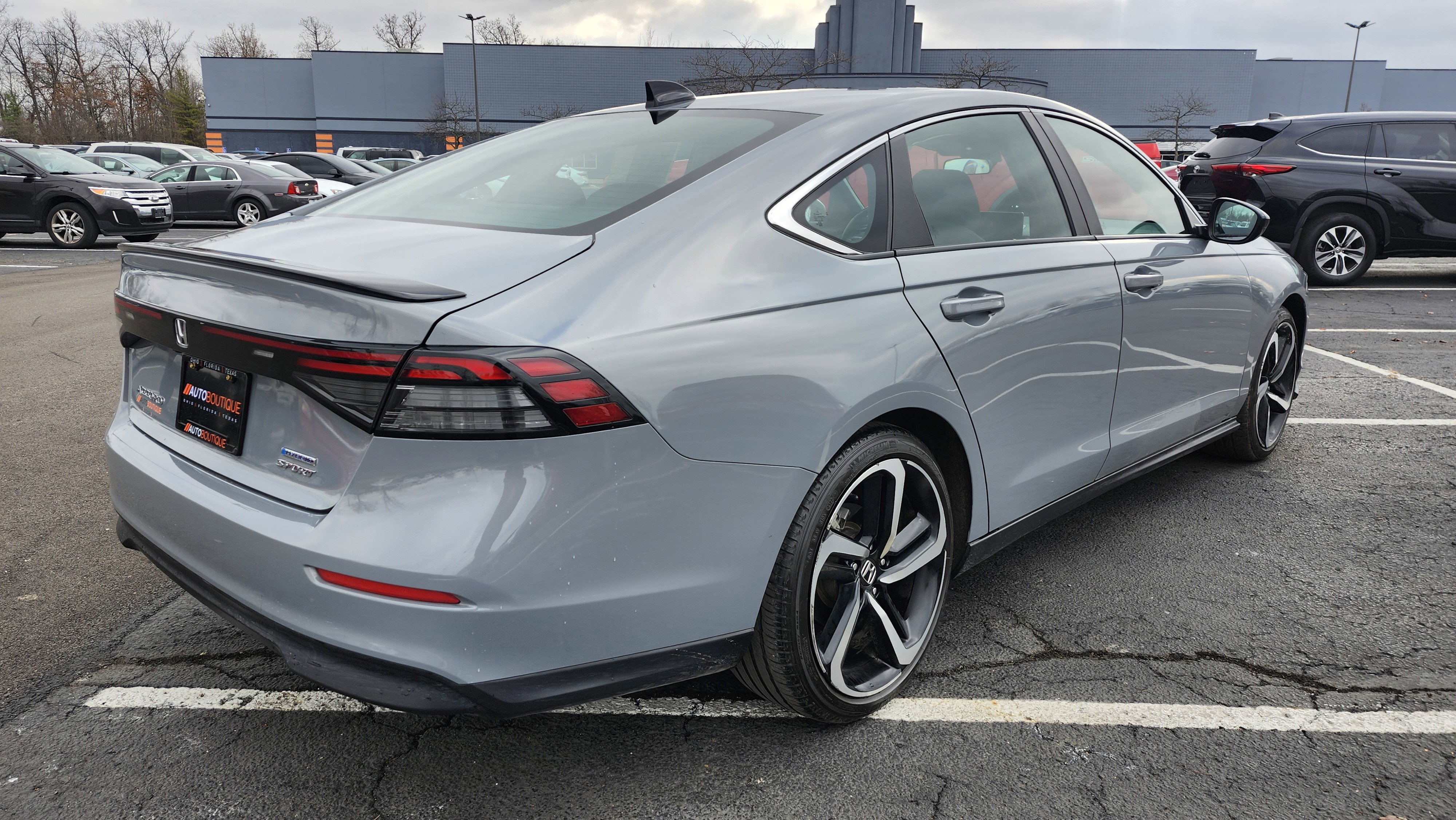 Used 2025 Honda Accord Sport image 19