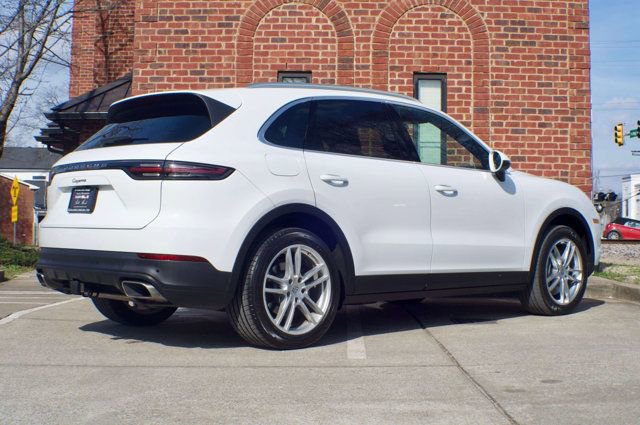 Used 2023 Porsche Cayenne image 5
