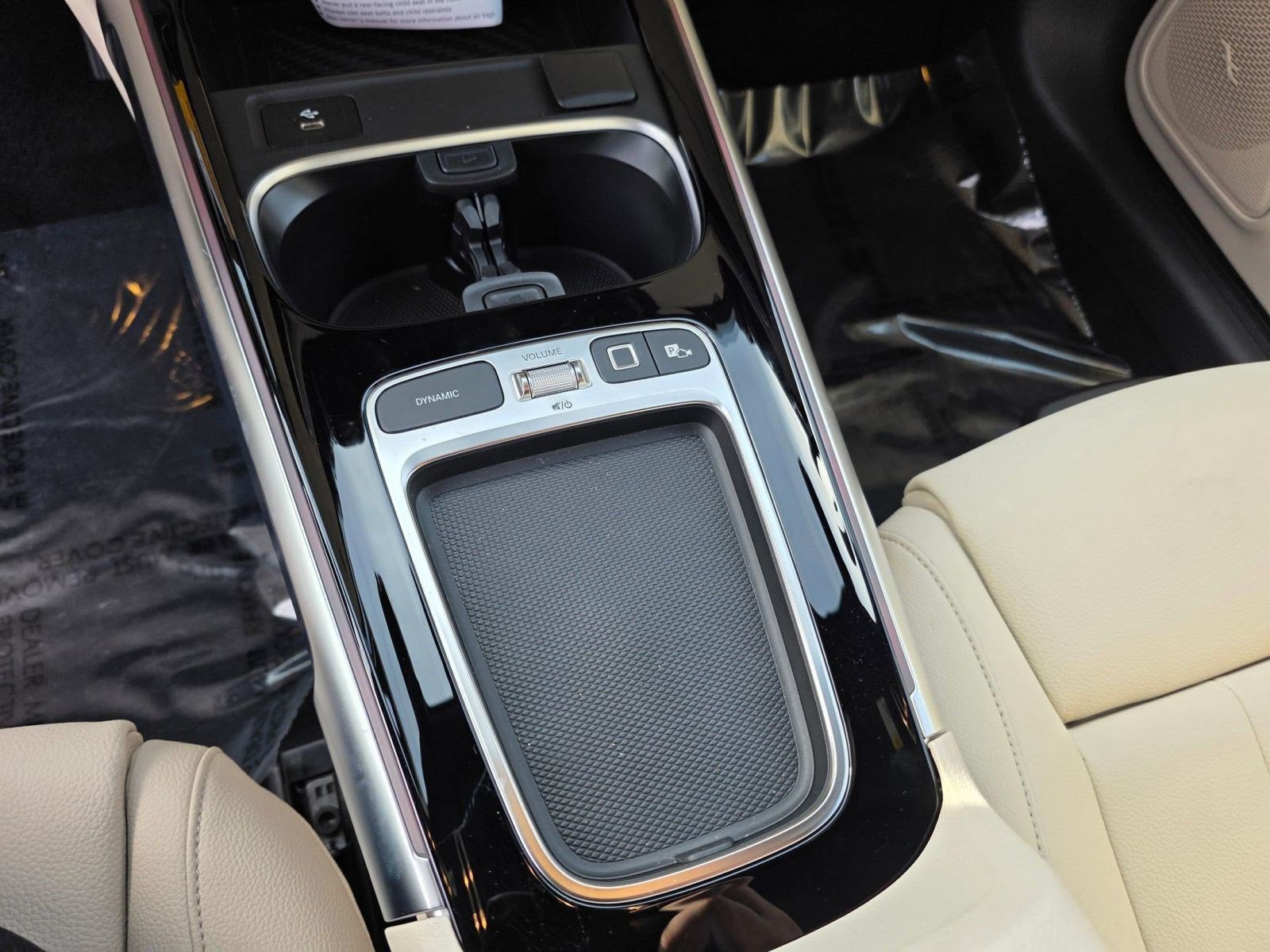 New 2026 Mercedes-Benz GLB 250 4MATIC image 28